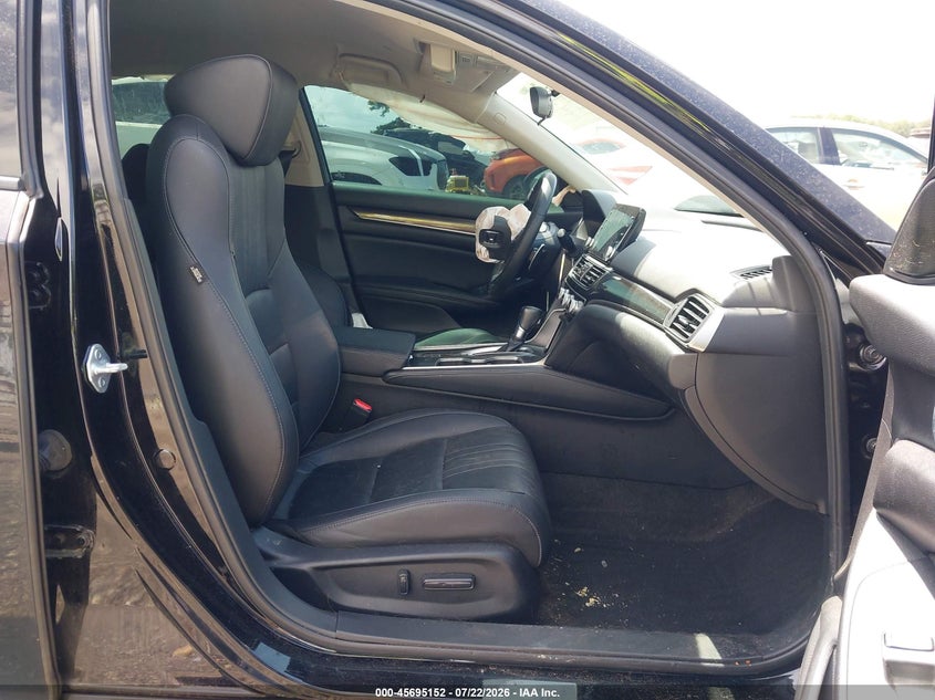2022 HONDA ACCORD auction photo 5