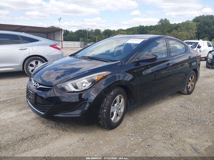 2015 HYUNDAI ELANTRA auction photo 2