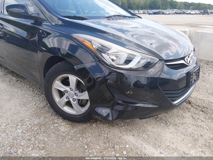 2015 HYUNDAI ELANTRA auction photo 6