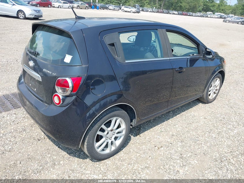 2014 CHEVROLET SONIC auction photo 4