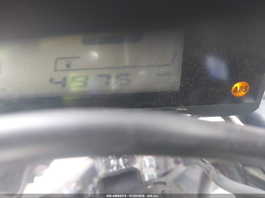 2021 YAMAHA YZFR3 auction photo 7