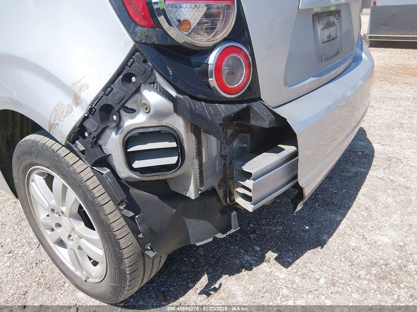 2016 CHEVROLET SONIC LT AUTO · Фото 12
