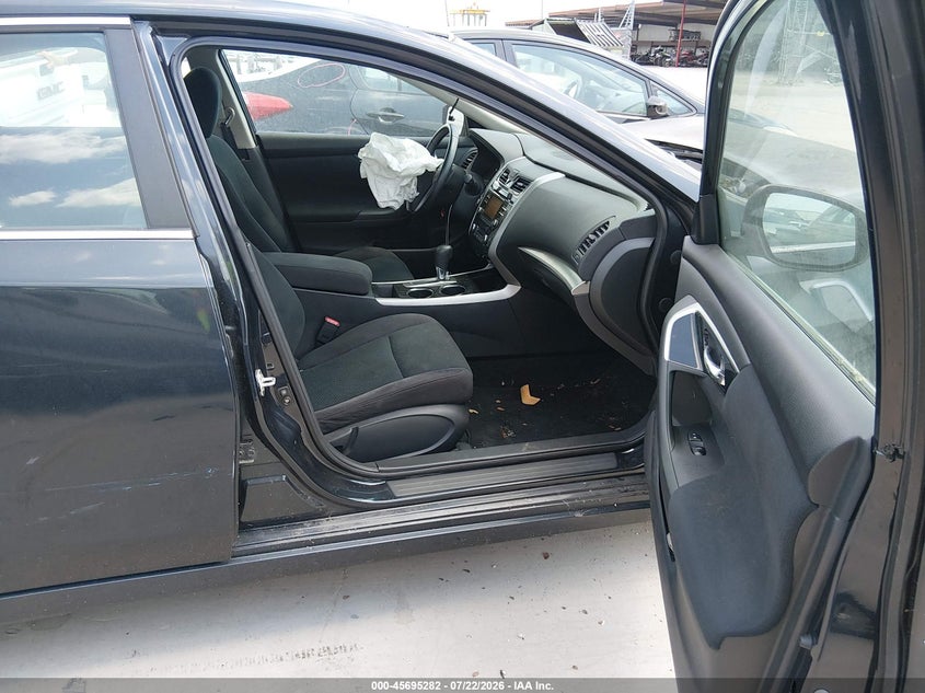 2014 NISSAN ALTIMA auction photo 5