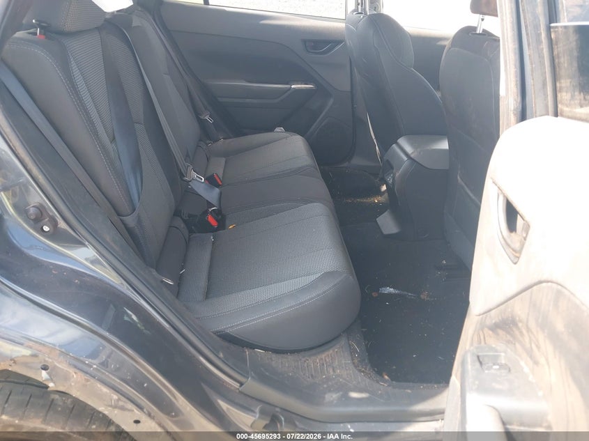 2024 SUBARU CROSSTREK auction photo 8