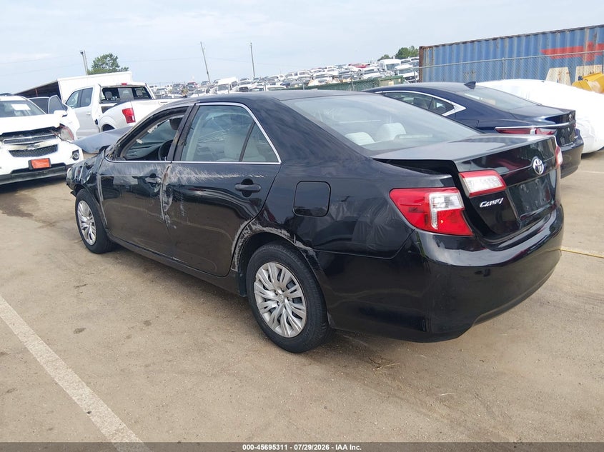 2014 TOYOTA CAMRY auction photo 3