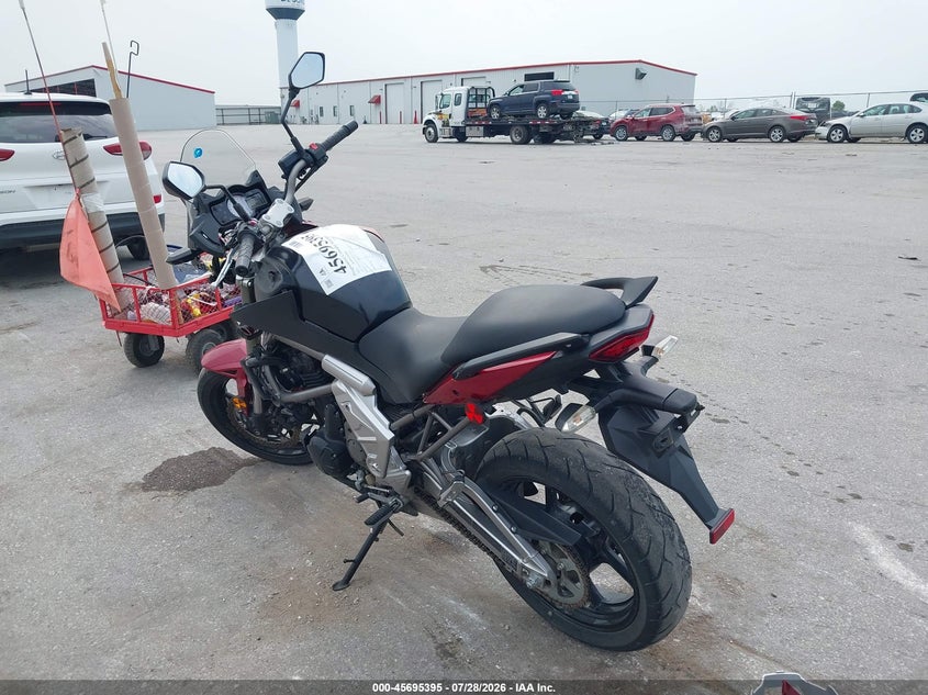 2011 KAWASAKI LE650 auction photo 3