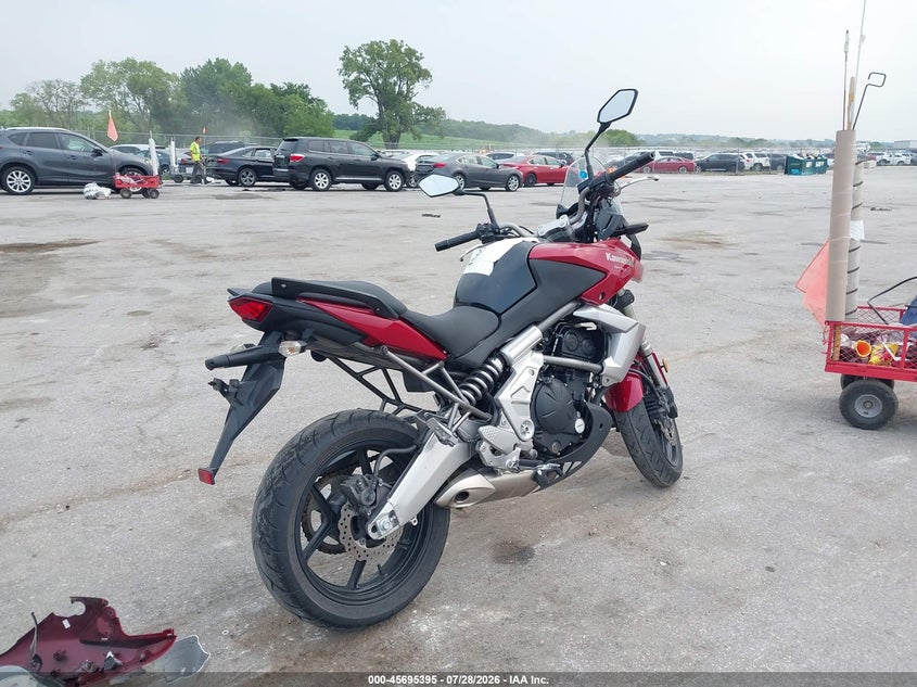 2011 KAWASAKI LE650 auction photo 4