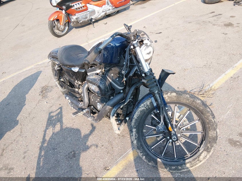 2012 HARLEY-DAVIDSON XL883 auction photo 1