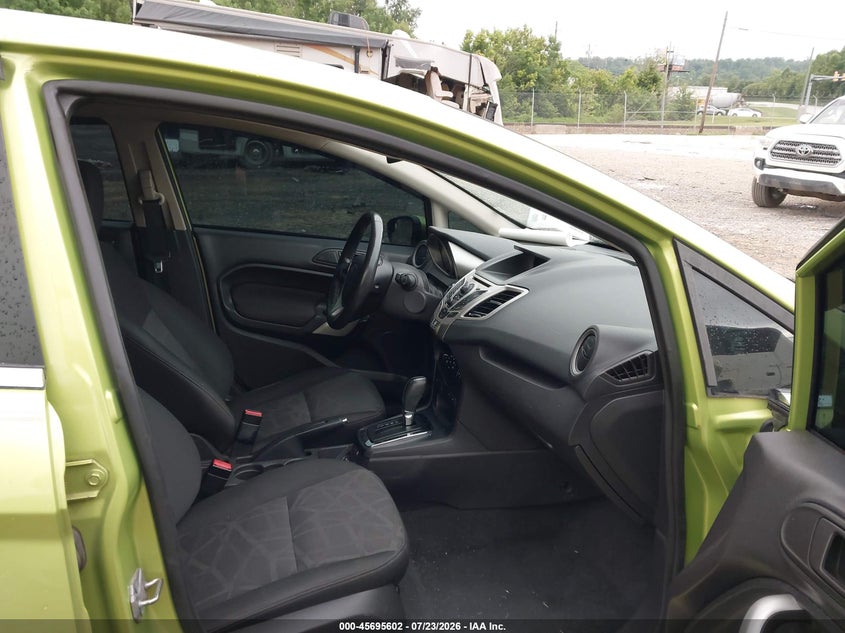 2011 FORD FIESTA auction photo 5