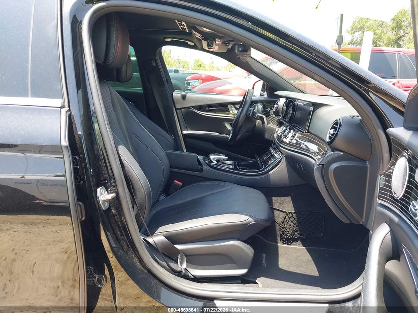 2017 MERCEDES-BENZ E 300 auction photo 5