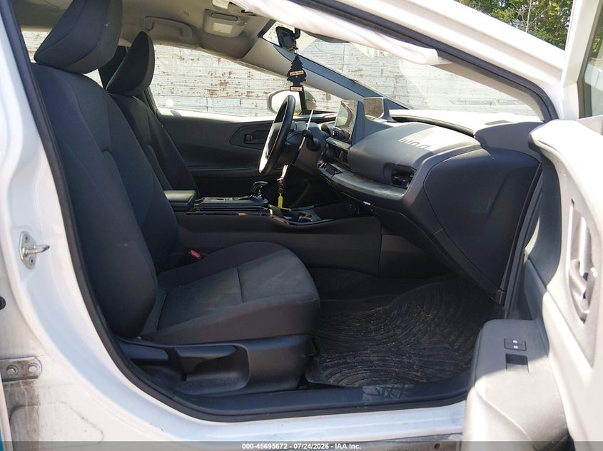 TOYOTA PRIUS - zdjęcie 5