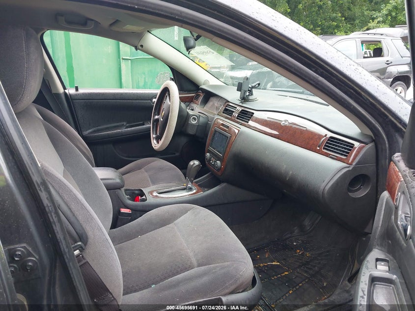 2011 CHEVROLET IMPALA auction photo 5
