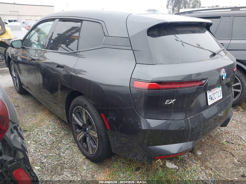 Vin: wb543cf00tcw76142, lot: 46194366, bmw ix xdrive45 20263