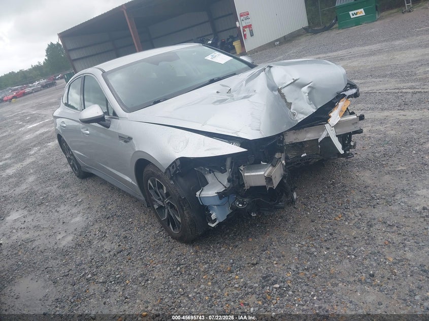 2025 HYUNDAI SONATA auction photo 1