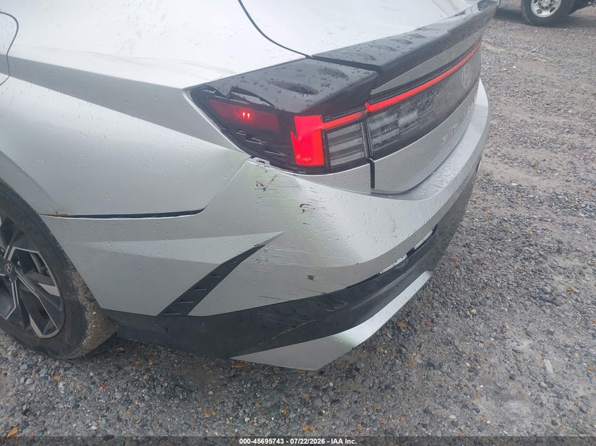 2025 HYUNDAI SONATA auction photo 6