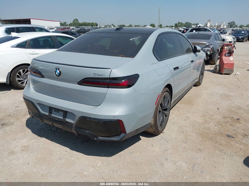 2025 BMW 740I auction photo 4