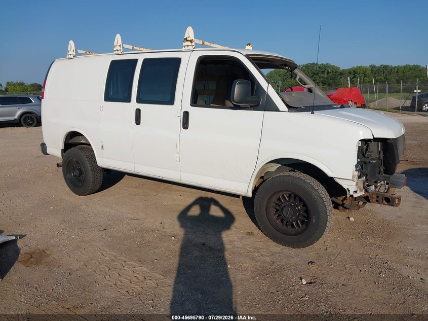 2018 GMC SAVANA 2500 auction photo 1