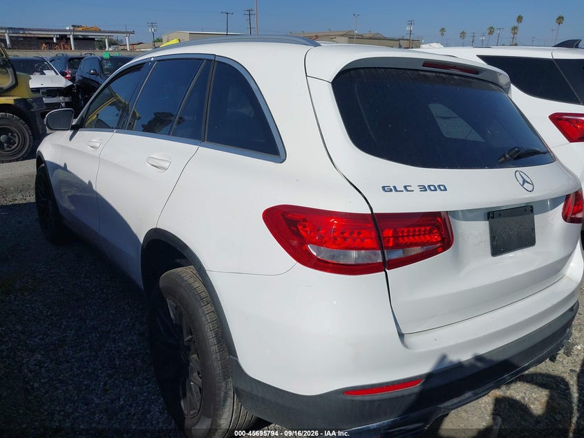 2018 MERCEDES-BENZ GLC 300 auction photo 3