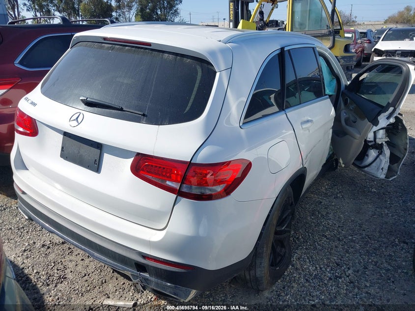 2018 MERCEDES-BENZ GLC 300 auction photo 4