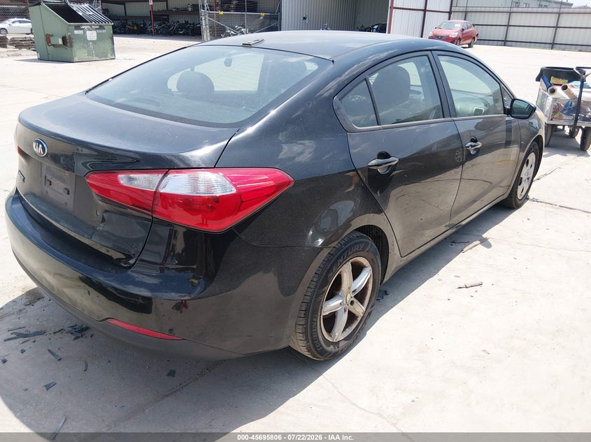 2015 KIA FORTE auction photo 4