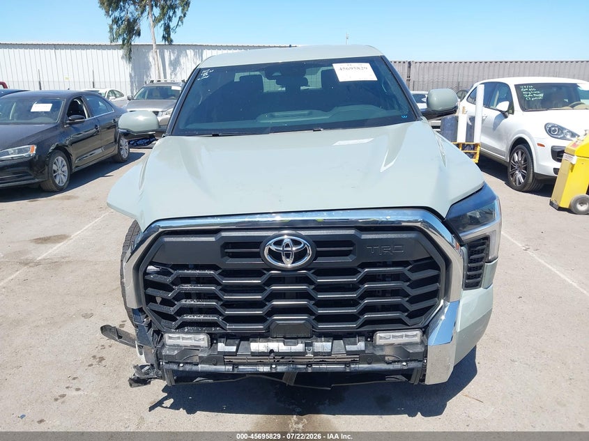 TOYOTA TUNDRA - zdjęcie 16