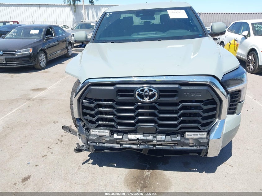 TOYOTA TUNDRA - zdjęcie 6