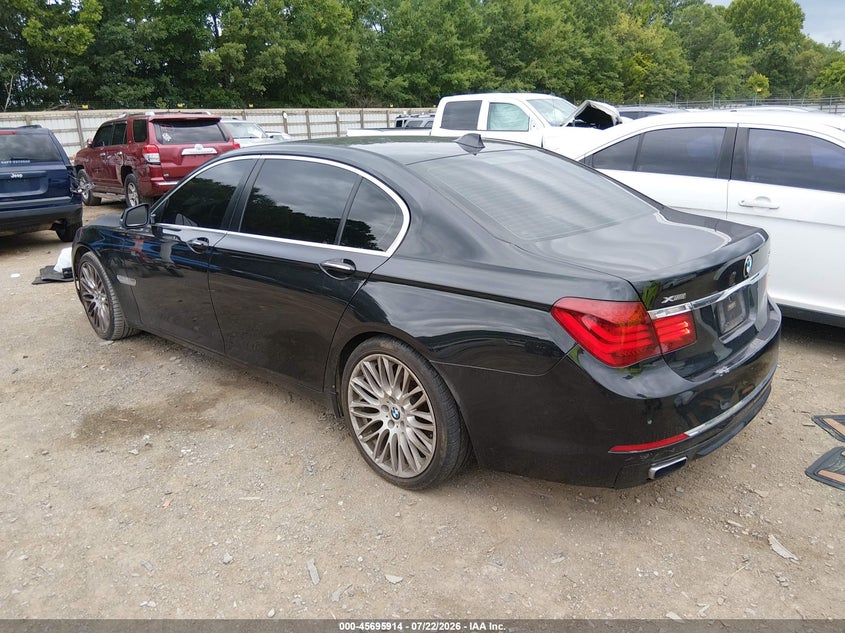 2013 BMW 750LI auction photo 3