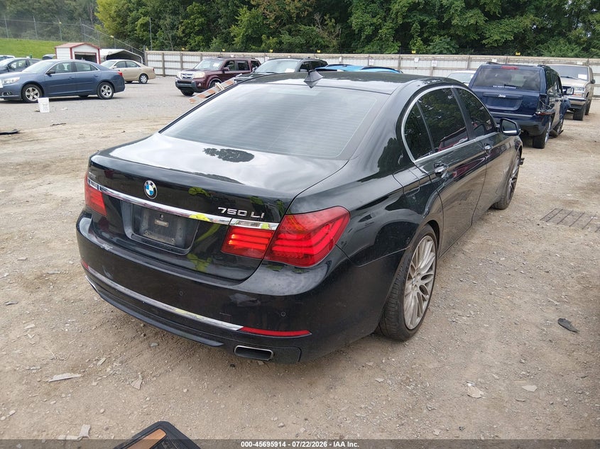 2013 BMW 750LI auction photo 4
