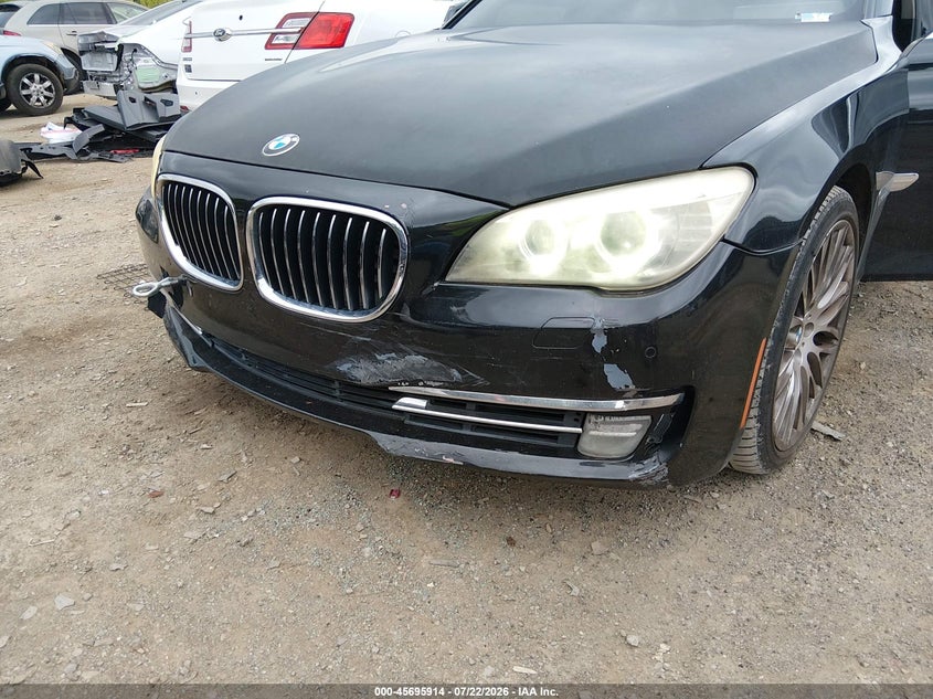2013 BMW 750LI auction photo 6