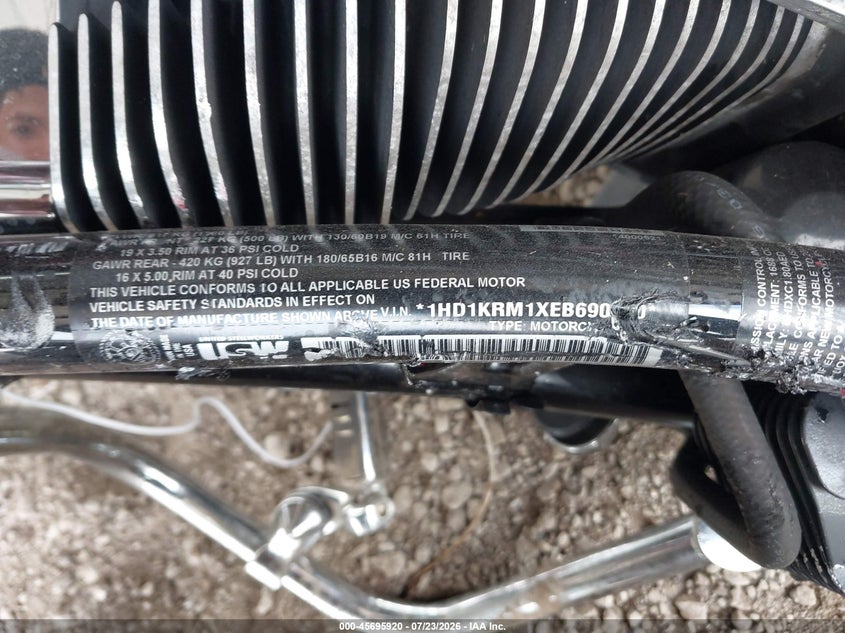 HARLEY-DAVIDSON FLHXS 2014