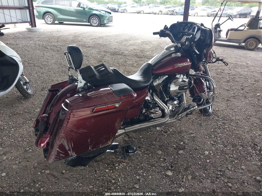 HARLEY-DAVIDSON FLHXS 2014
