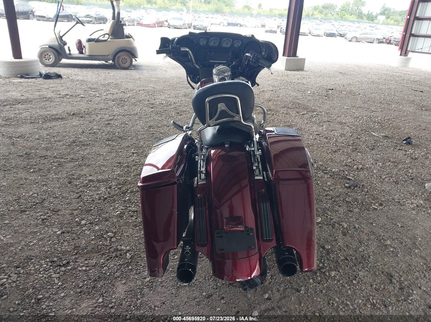 HARLEY-DAVIDSON FLHXS 2014
