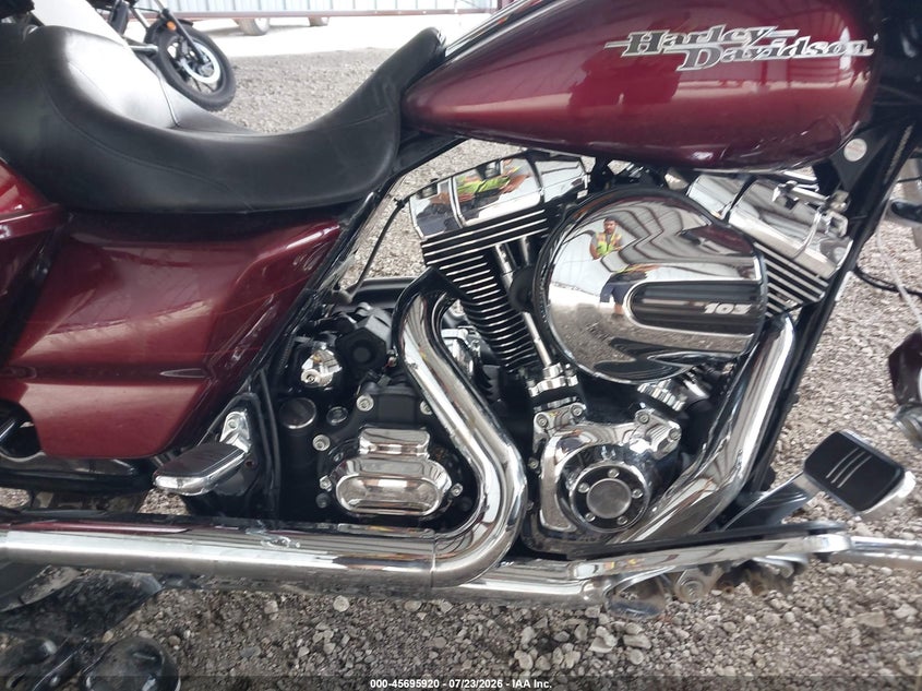 HARLEY-DAVIDSON FLHXS 2014