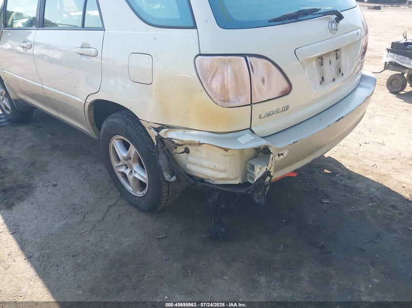 2000 LEXUS RX 300 auction photo 6