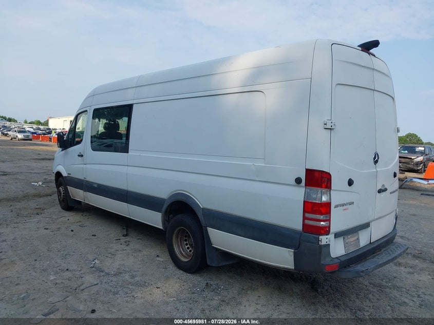 2015 MERCEDES-BENZ SPRINTER 3500 auction photo 3