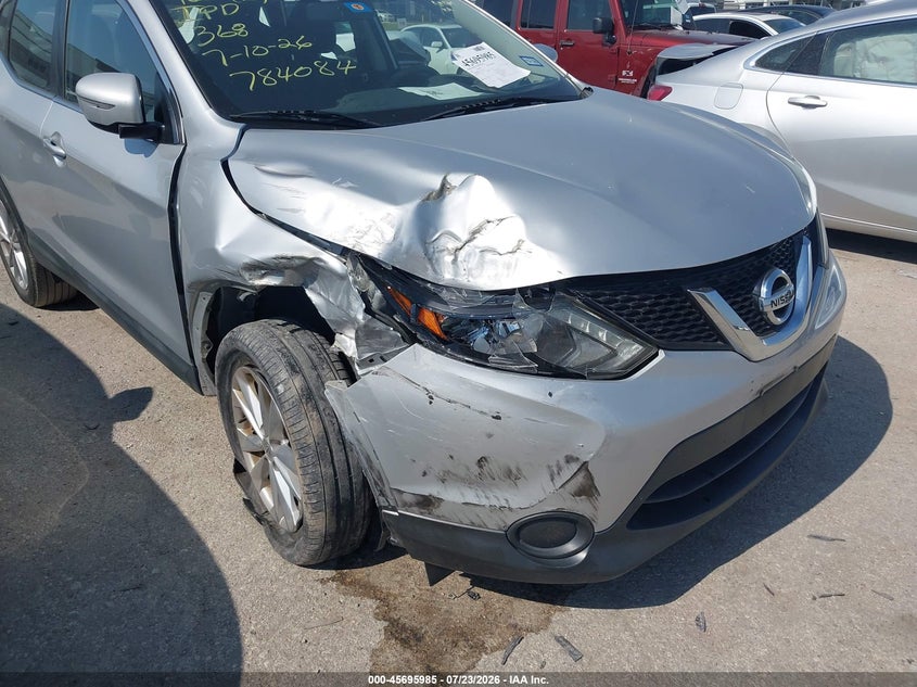 2017 NISSAN ROGUE SPORT auction photo 6