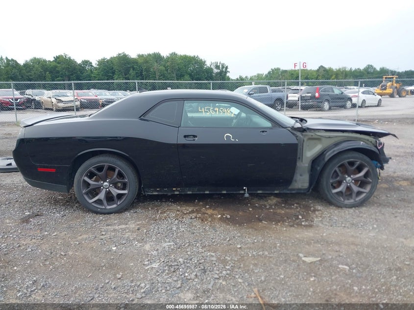 DODGE CHALLENGER - zdjęcie 13