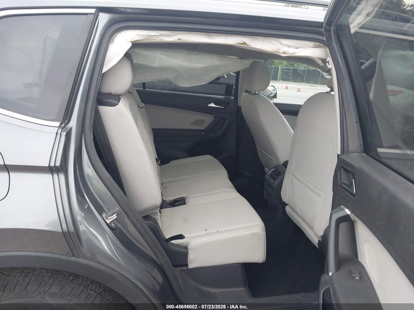 2018 VOLKSWAGEN TIGUAN auction photo 8