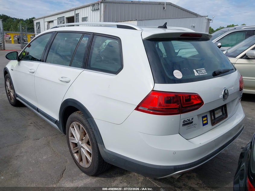 2017 VOLKSWAGEN GOLF ALLTRACK auction photo 3
