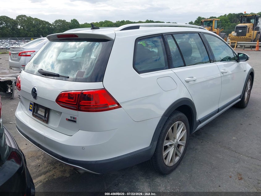 2017 VOLKSWAGEN GOLF ALLTRACK auction photo 4