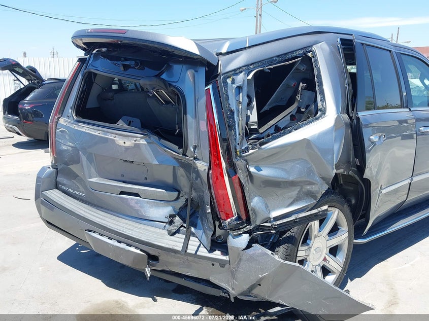 2019 Cadillac Escalade Luxury VIN: 1GYS3BKJ0KR102103 Lot: 45696072