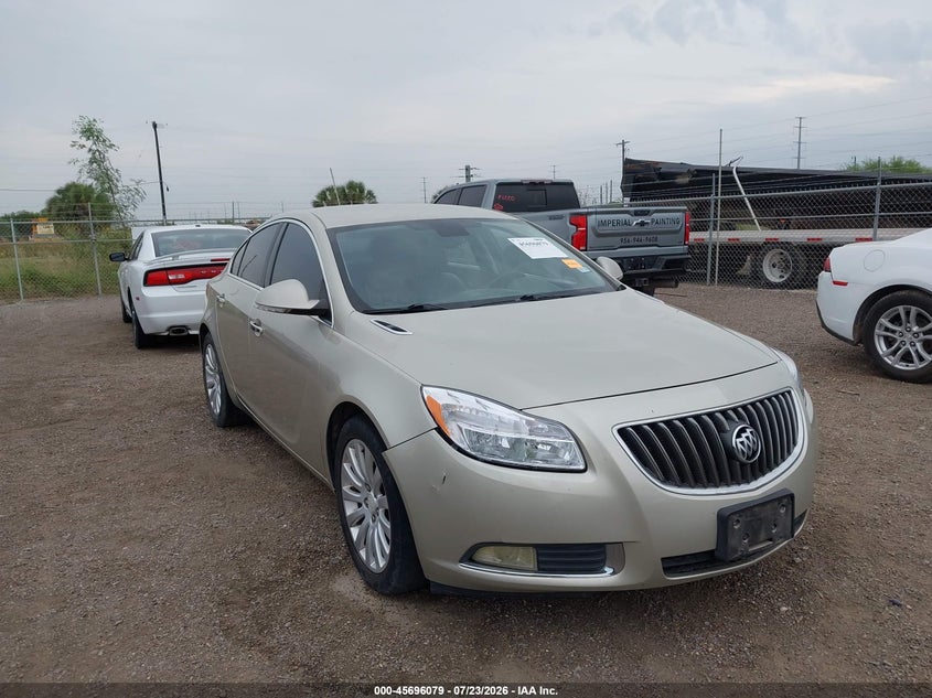 2013 BUICK REGAL auction photo 6