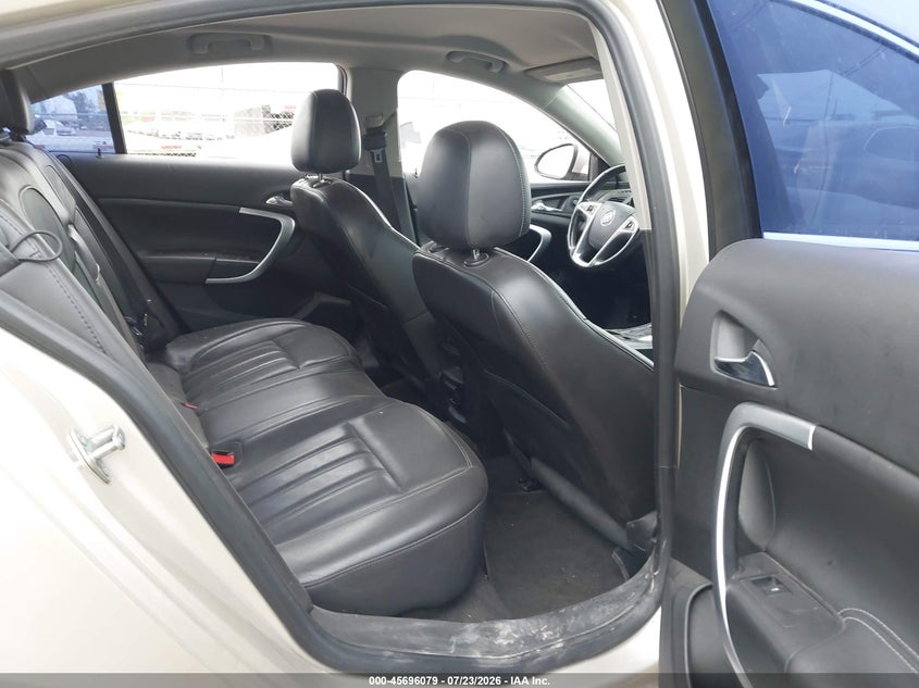 2013 BUICK REGAL auction photo 8