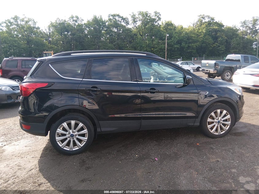 2019 Ford Escape Sel VIN: 1FMCU9HD6KUA45447 Lot: 45696087