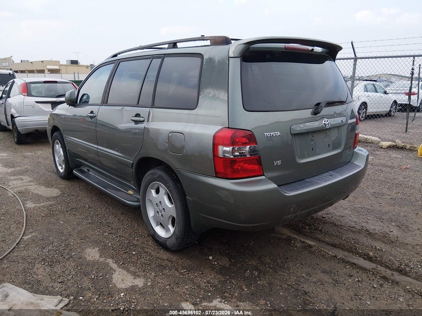 2005 TOYOTA HIGHLANDER auction photo 3