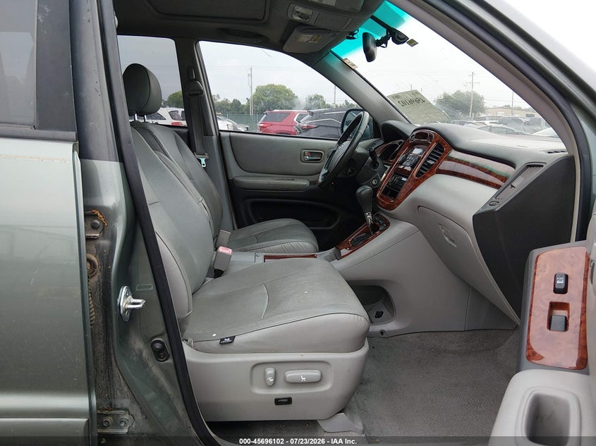 2005 TOYOTA HIGHLANDER auction photo 5