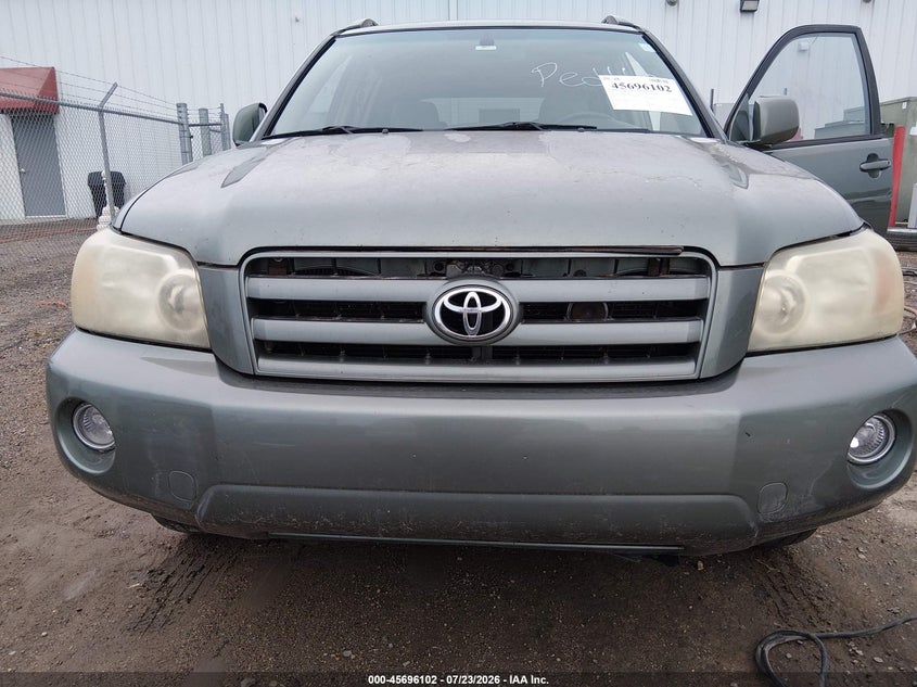 2005 TOYOTA HIGHLANDER auction photo 6