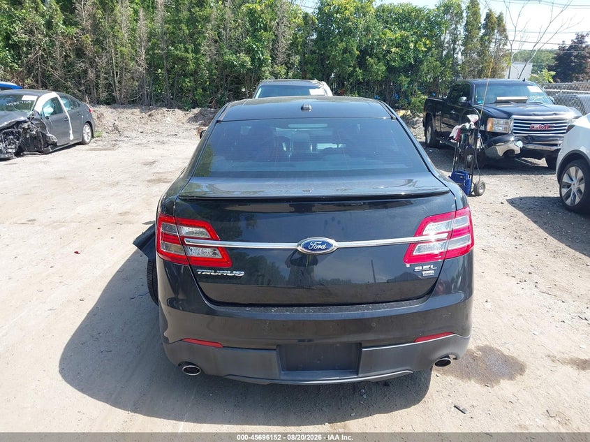 FORD TAURUS 2015 VIN 1FAHP2H81FG201917