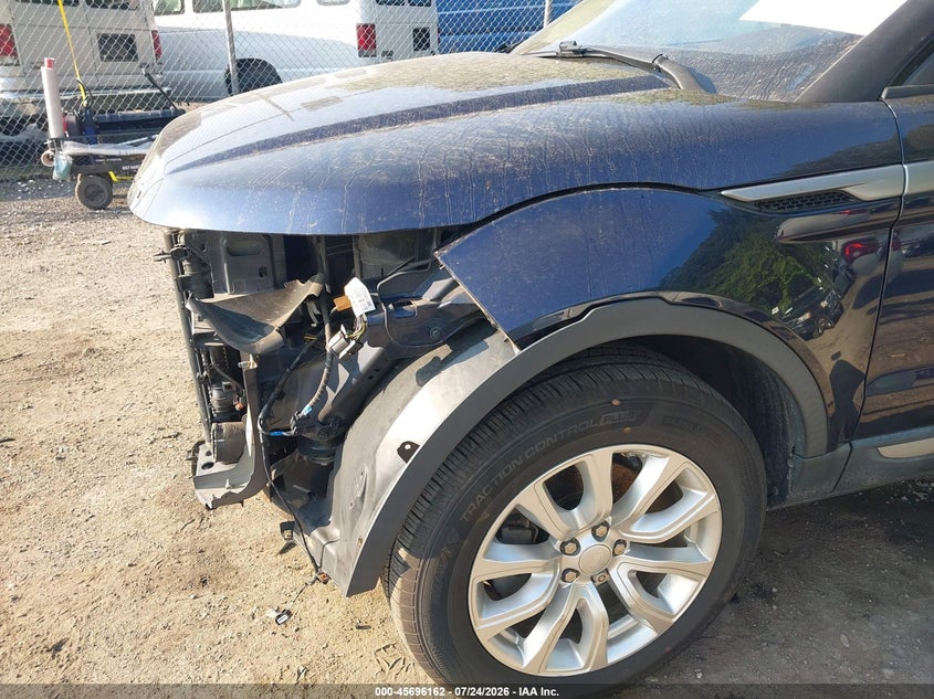 2017 LAND ROVER RANGE ROVER EVOQUE auction photo 6