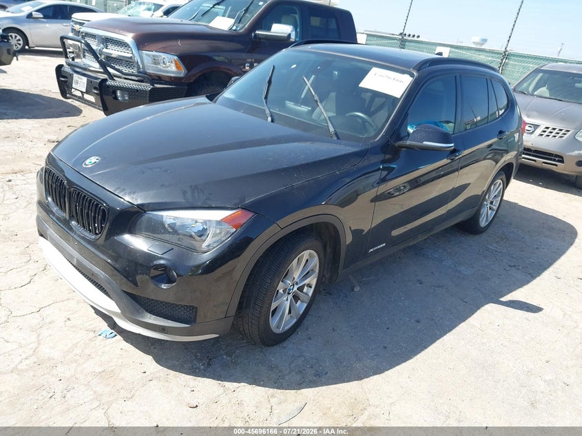 2015 BMW X1 xDrive28I VIN: WBAVL1C53FVY28028 Lot: 45696166